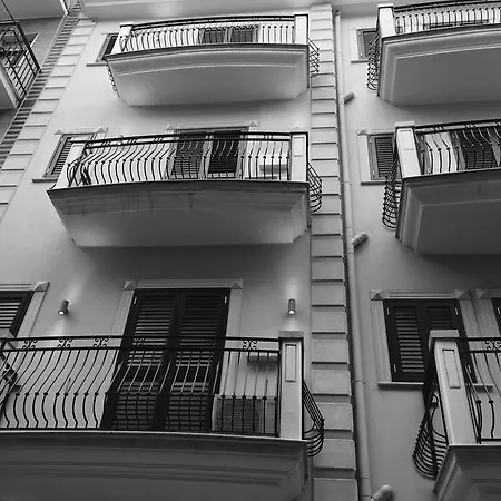 Palazzo Eliss 3* Margherita Di Savoia